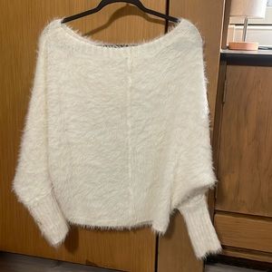 Neely White Furry Sweater One Size